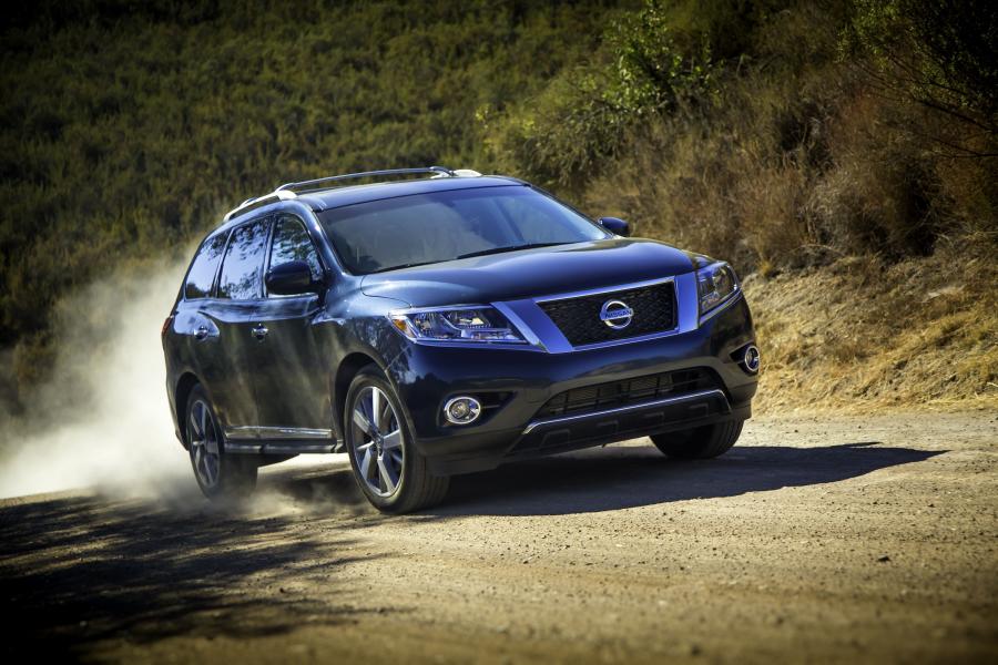  Nissan Pathfinder 2013 года  (фото 130 из 141)
